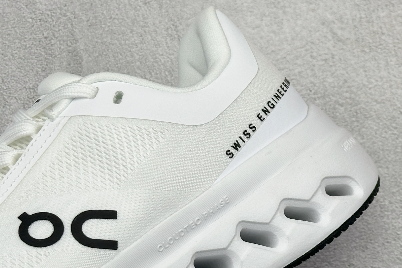 180 On昂跑 Cloudsurfer Next 舒适百搭防滑耐磨低帮休闲跑步鞋 3WE3002