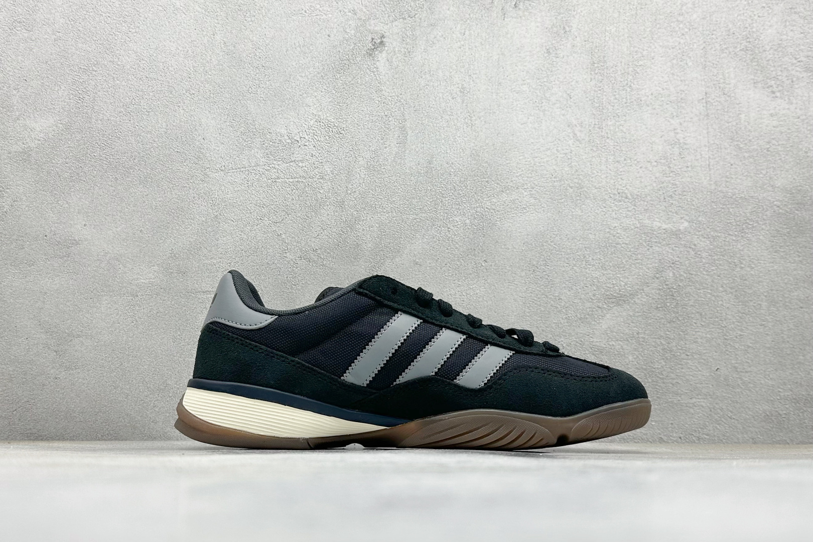 170 Adidas Originals Gazelle Sala - Men's 阿迪达斯运动跑步鞋 JQ0886-Chinese UA Cheap High Quatity Brand Clothes Bags handbags Sneakers wholesale wholesaler seller from China Factory suppliers Fashion Clothing Shoes best Quality Beautiful Price 170 Adidas Originals Gazelle Sala - Men's 阿迪达斯运动跑步鞋 JQ0886