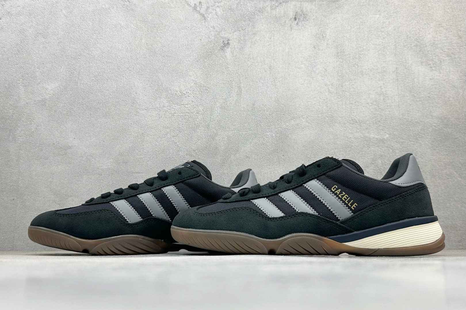 170 Adidas Originals Gazelle Sala - Men's 阿迪达斯运动跑步鞋 JQ0886-Chinese UA Cheap High Quatity Brand Clothes Bags handbags Sneakers wholesale wholesaler seller from China Factory suppliers Fashion Clothing Shoes best Quality Beautiful Price 170 Adidas Originals Gazelle Sala - Men's 阿迪达斯运动跑步鞋 JQ0886