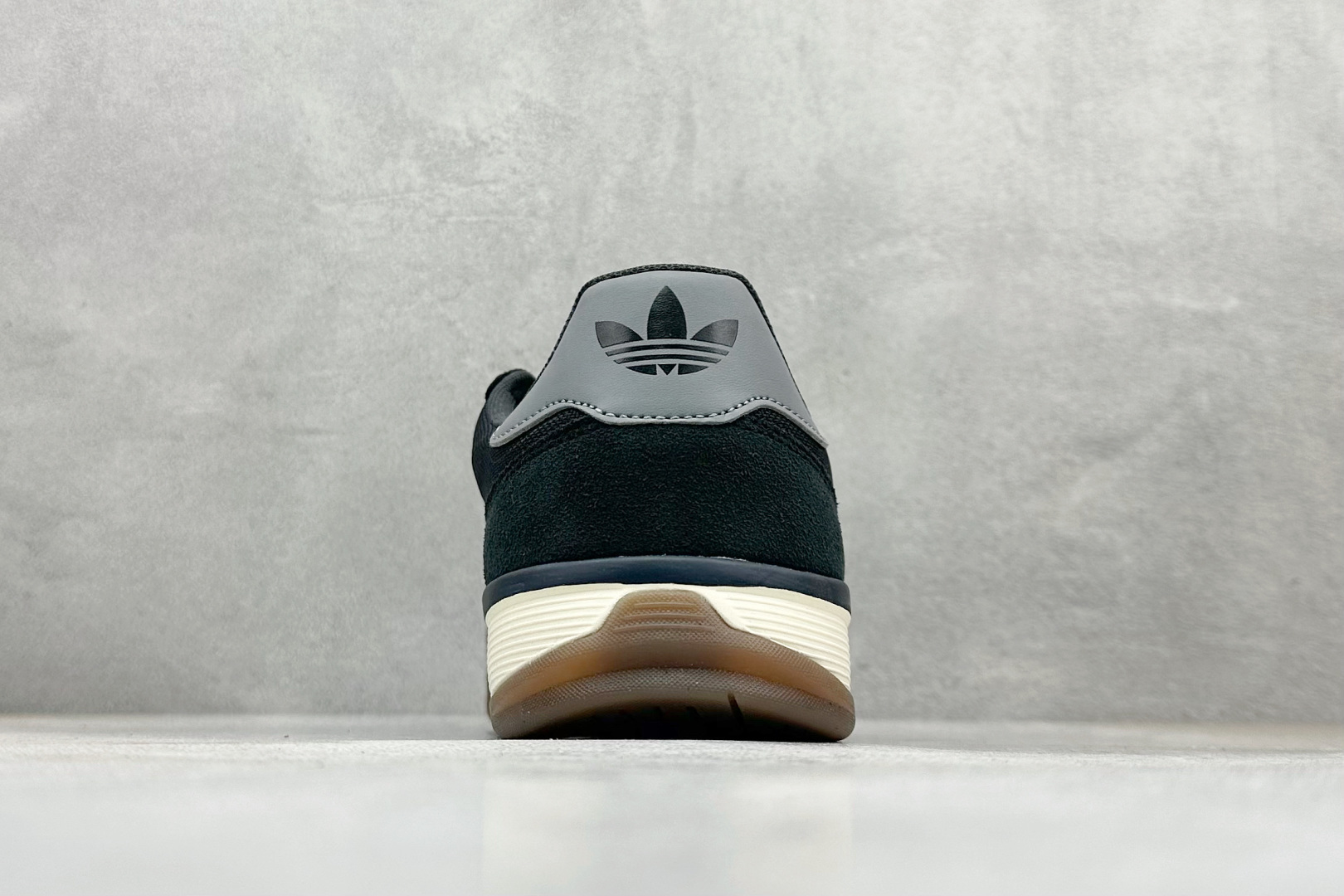 170 Adidas Originals Gazelle Sala - Men's 阿迪达斯运动跑步鞋 JQ0886-Chinese UA Cheap High Quatity Brand Clothes Bags handbags Sneakers wholesale wholesaler seller from China Factory suppliers Fashion Clothing Shoes best Quality Beautiful Price 170 Adidas Originals Gazelle Sala - Men's 阿迪达斯运动跑步鞋 JQ0886
