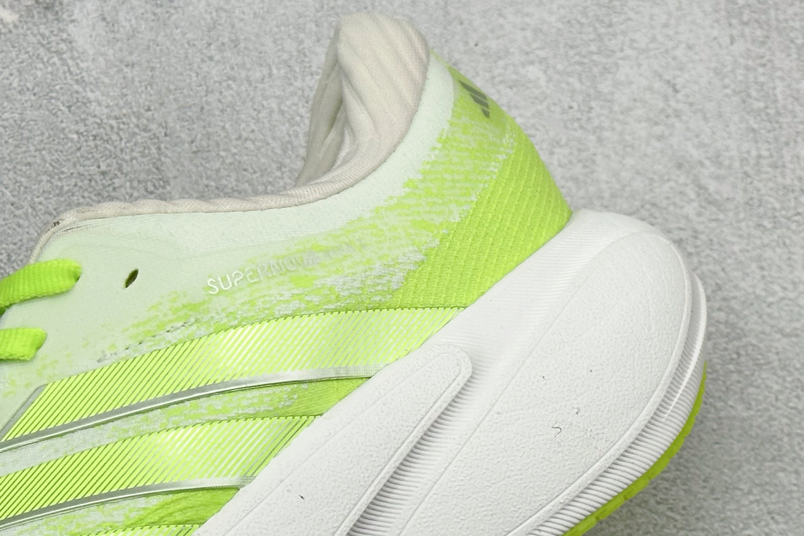 Adidas Adizero Adios Pro 4 阿迪达斯 耐磨减震专业跑步鞋 JR7275