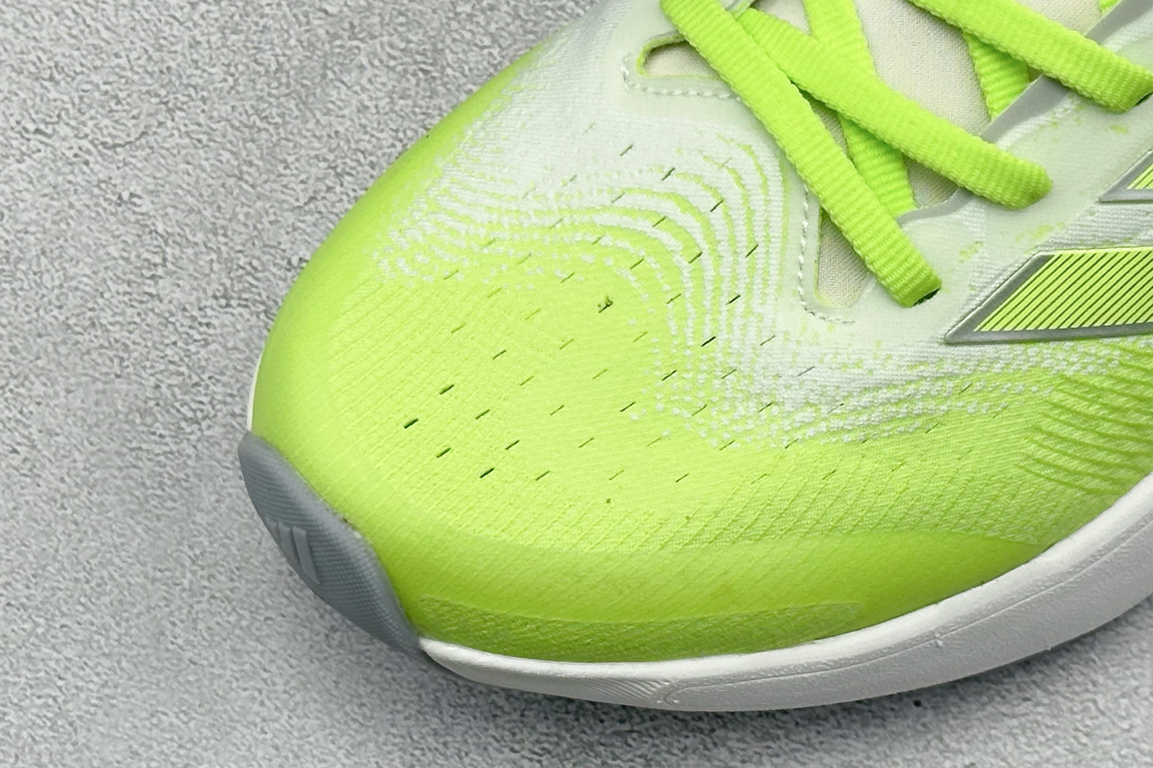 Adidas Adizero Adios Pro 4 阿迪达斯 耐磨减震专业跑步鞋 JR7275