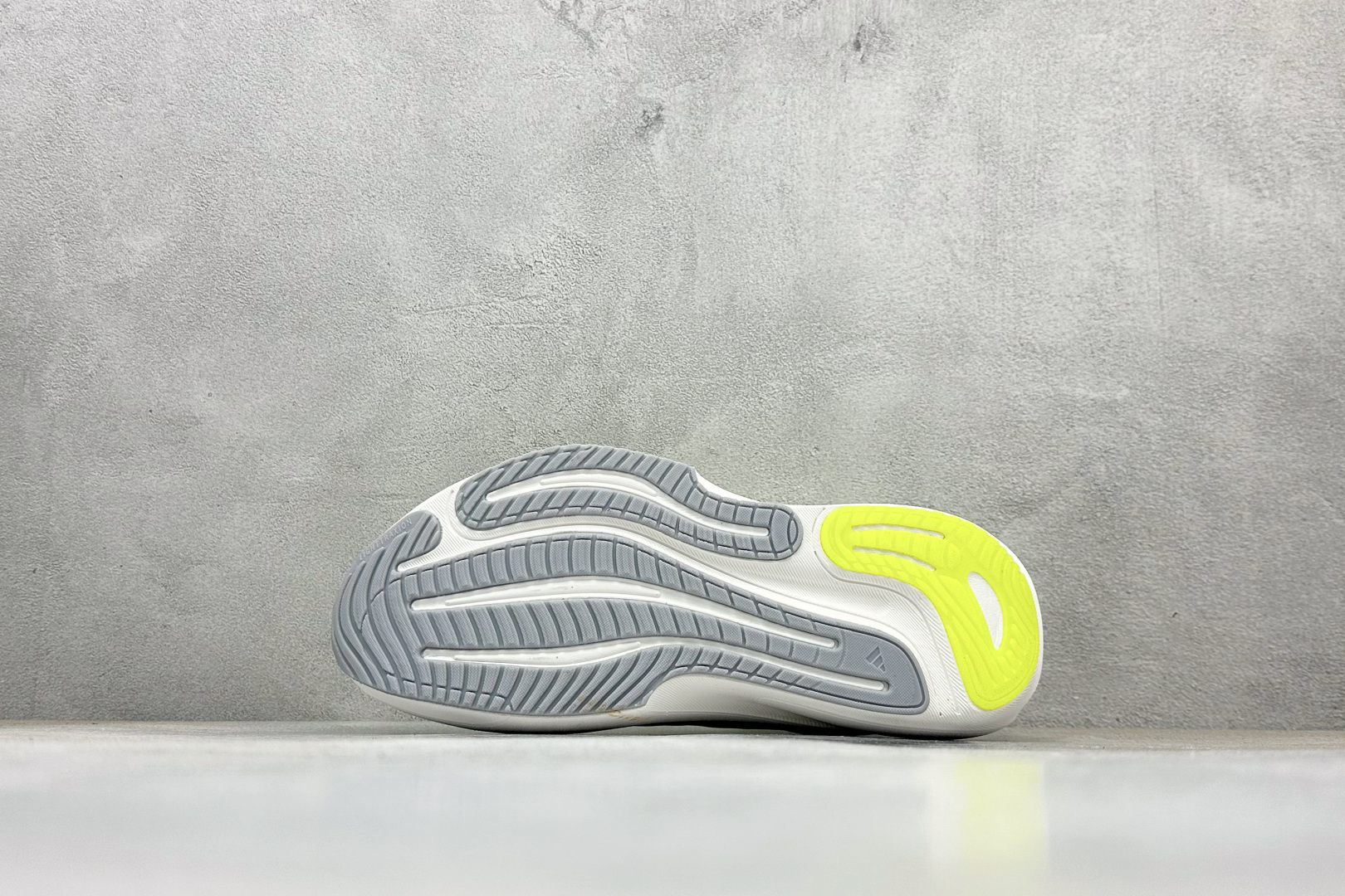 Adidas Adizero Adios Pro 4 阿迪达斯 耐磨减震专业跑步鞋 JR7275