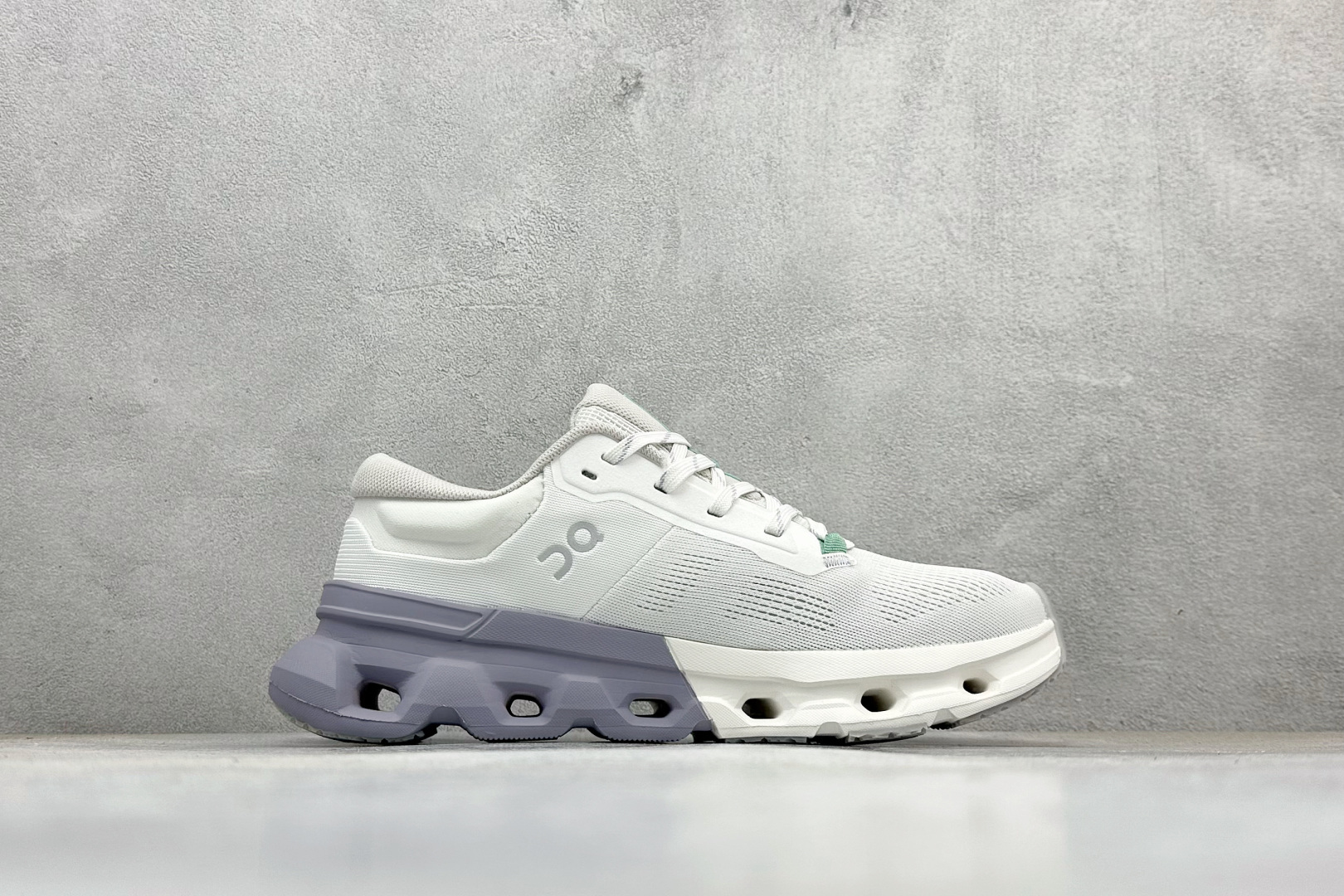 200 On 昂跑 Cloudtilt 5 舒适轻盈低帮跑步鞋 3ME3004