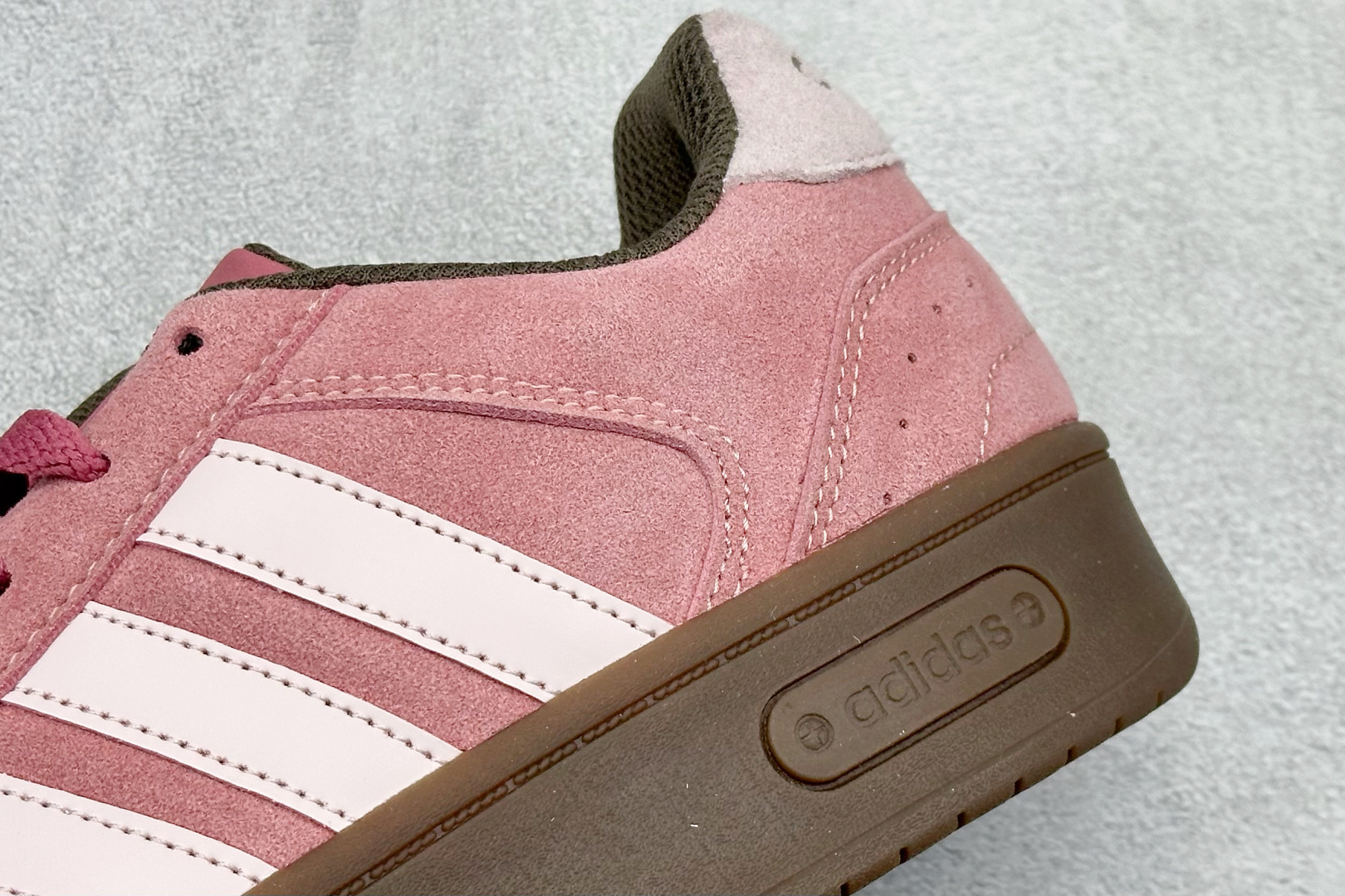 AD D-PAD CLASSIC三叶草休闲复古运动板鞋 KJ6986