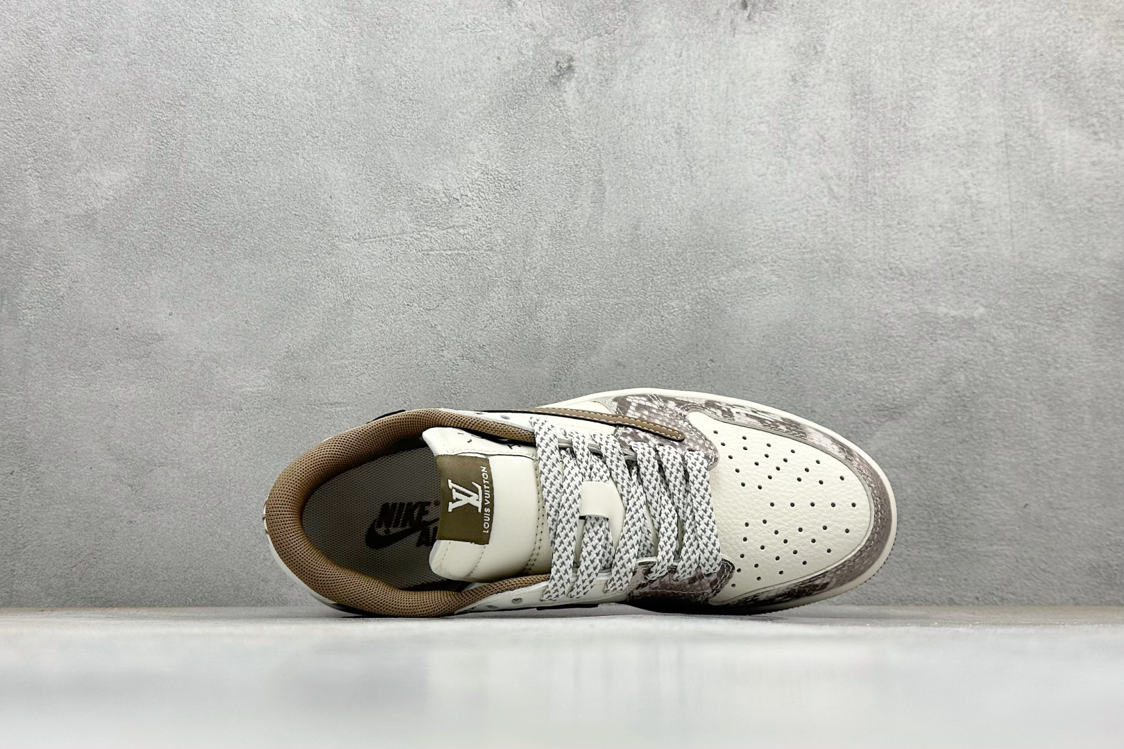 280 XC版Travis Scott x Fragment Design x Jordan Air Jordan 1 Low SP “LV联名——棕蟒纹” XS7089-618
