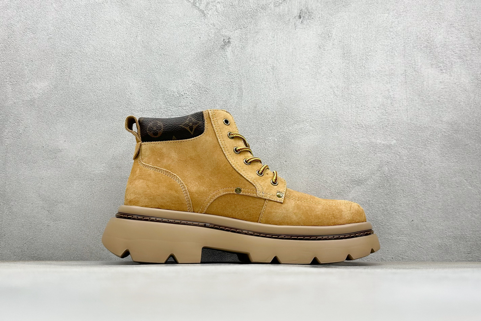 280 LV x Timberland LV联名添柏岚大黄靴 VL2139M