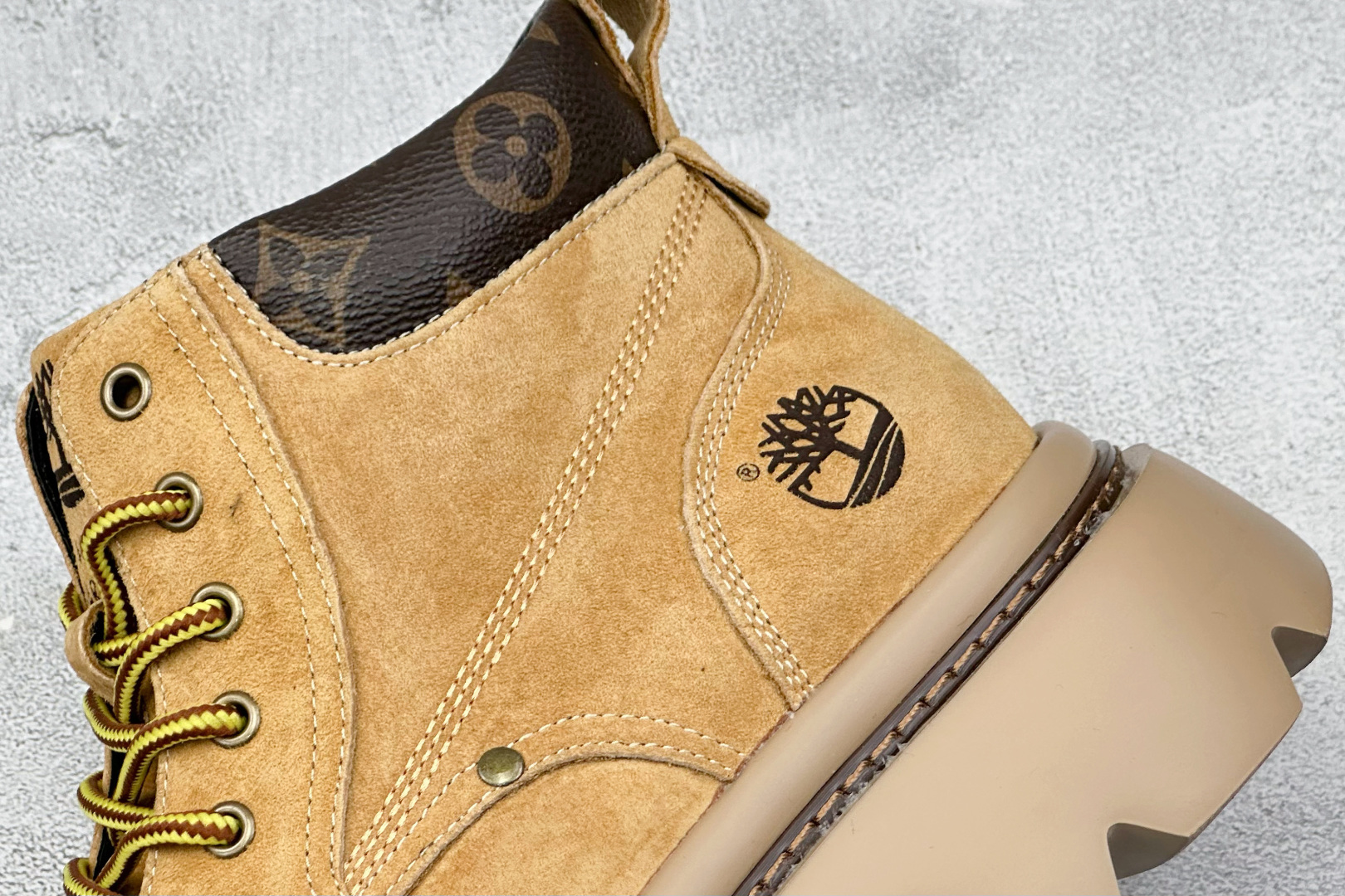 280 LV x Timberland LV联名添柏岚大黄靴 VL2139M