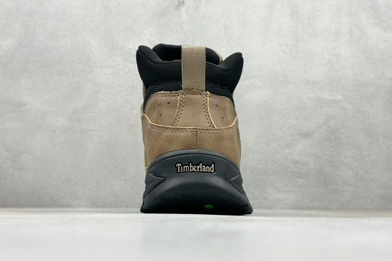 240 Timberland添柏岚/天伯伦户外高帮休闲大黄靴系列 TB-OA6CH5-EMI