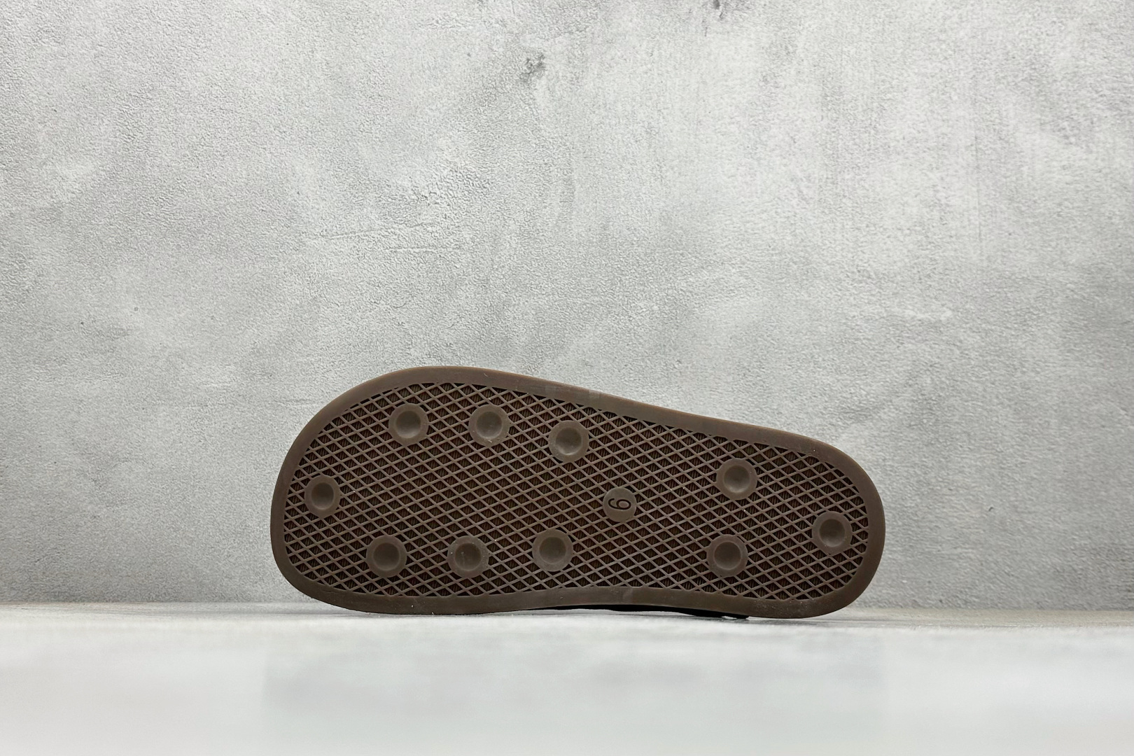 Adidas Originals Adimule 阿迪穆勒休闲半拖 JP8729-Top High Quatity Cheap Sneakers Fashion Clothing Clothes Bags handbags Shoes of all Brand wholesale With The best Quality And Beautiful Price from China Factory Chinese suppliers wholesaler seller Adidas Originals Adimule 阿迪穆勒休闲半拖 JP8729