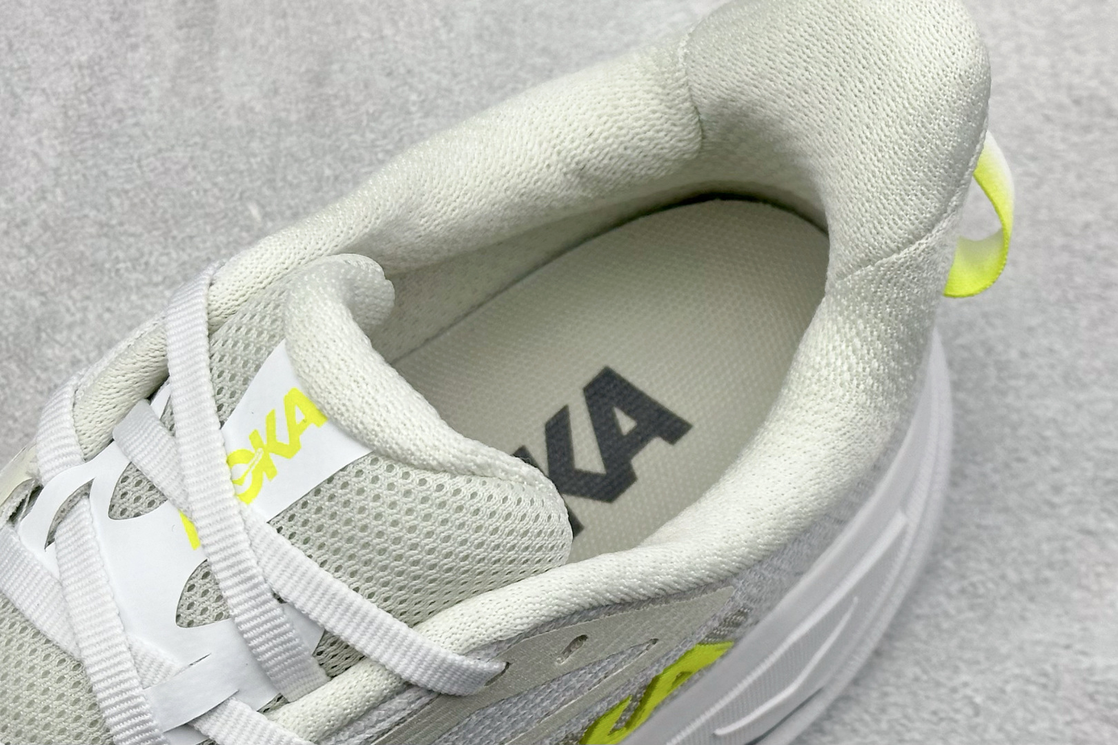 180 HOKA ONE ONE Challenger 8 织物减震防滑耐磨透气 低帮跑步鞋 1168716/WNh