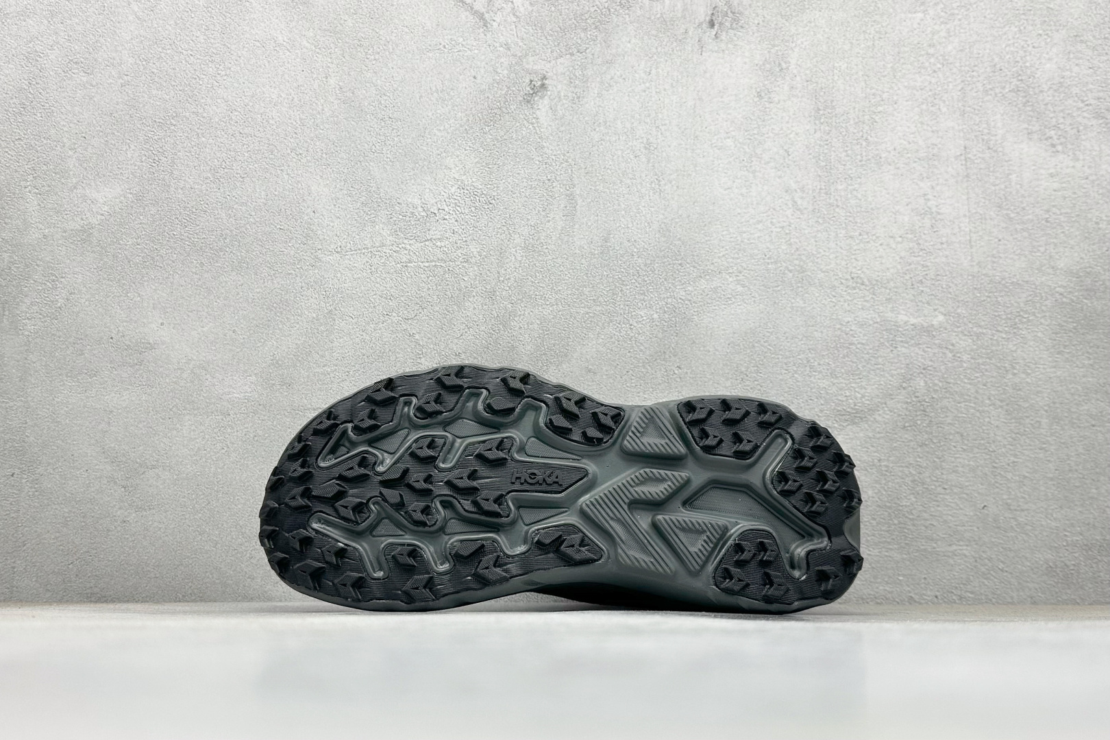 180 HOKA ONE ONE Challenger 8 织物减震防滑耐磨透气 低帮跑步鞋 1168716/BCKT