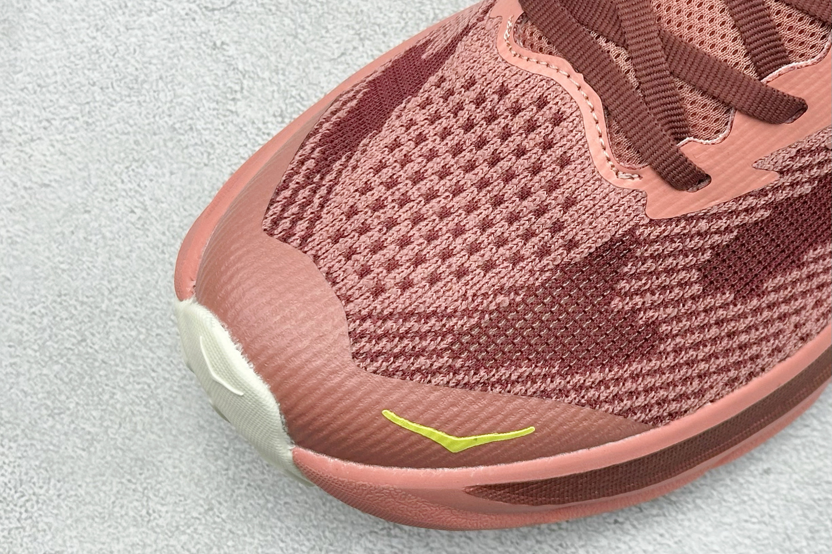 180 HOKA ONE ONE Challenger 8 织物减震防滑耐磨透气 低帮跑步鞋 1168717/BS