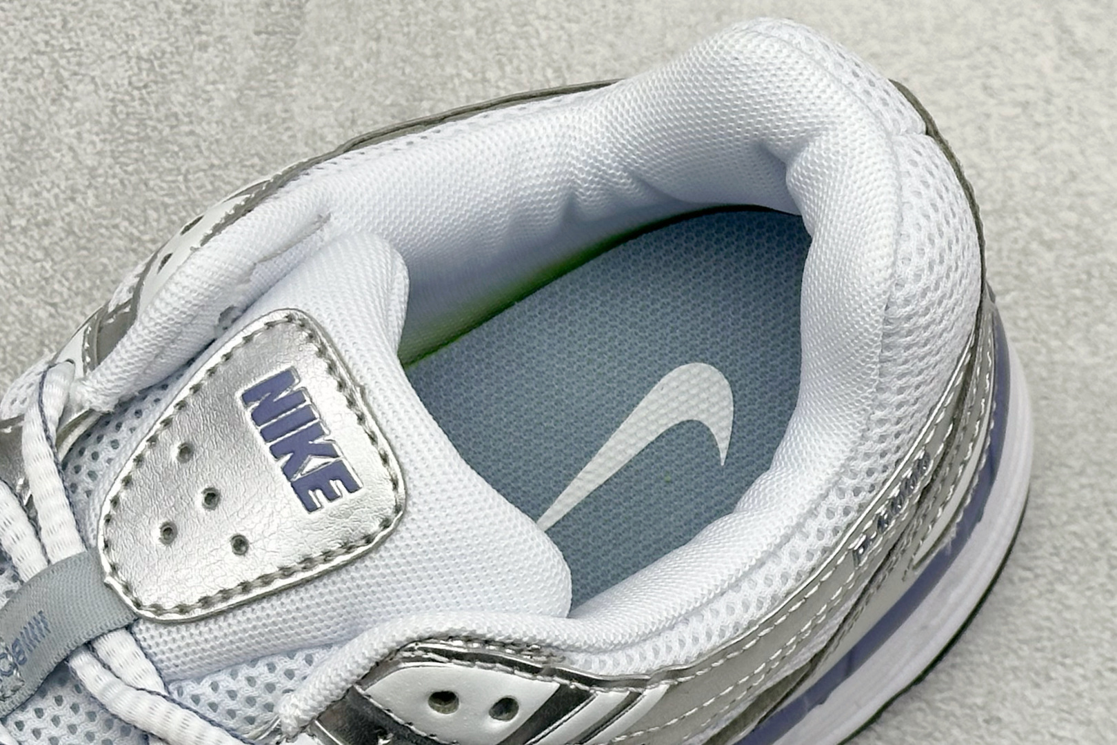 200 Nike P-6000 Prm 复古休闲运动老爹鞋 BV1021-014