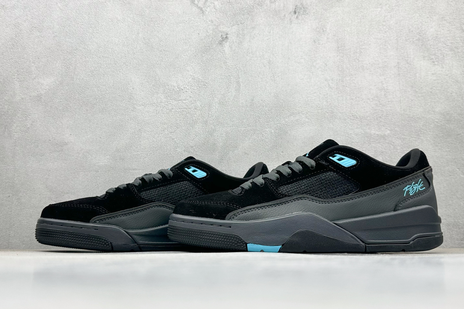 180 Jordan FLIGHT COURT SP 低帮板鞋 HF3255-040