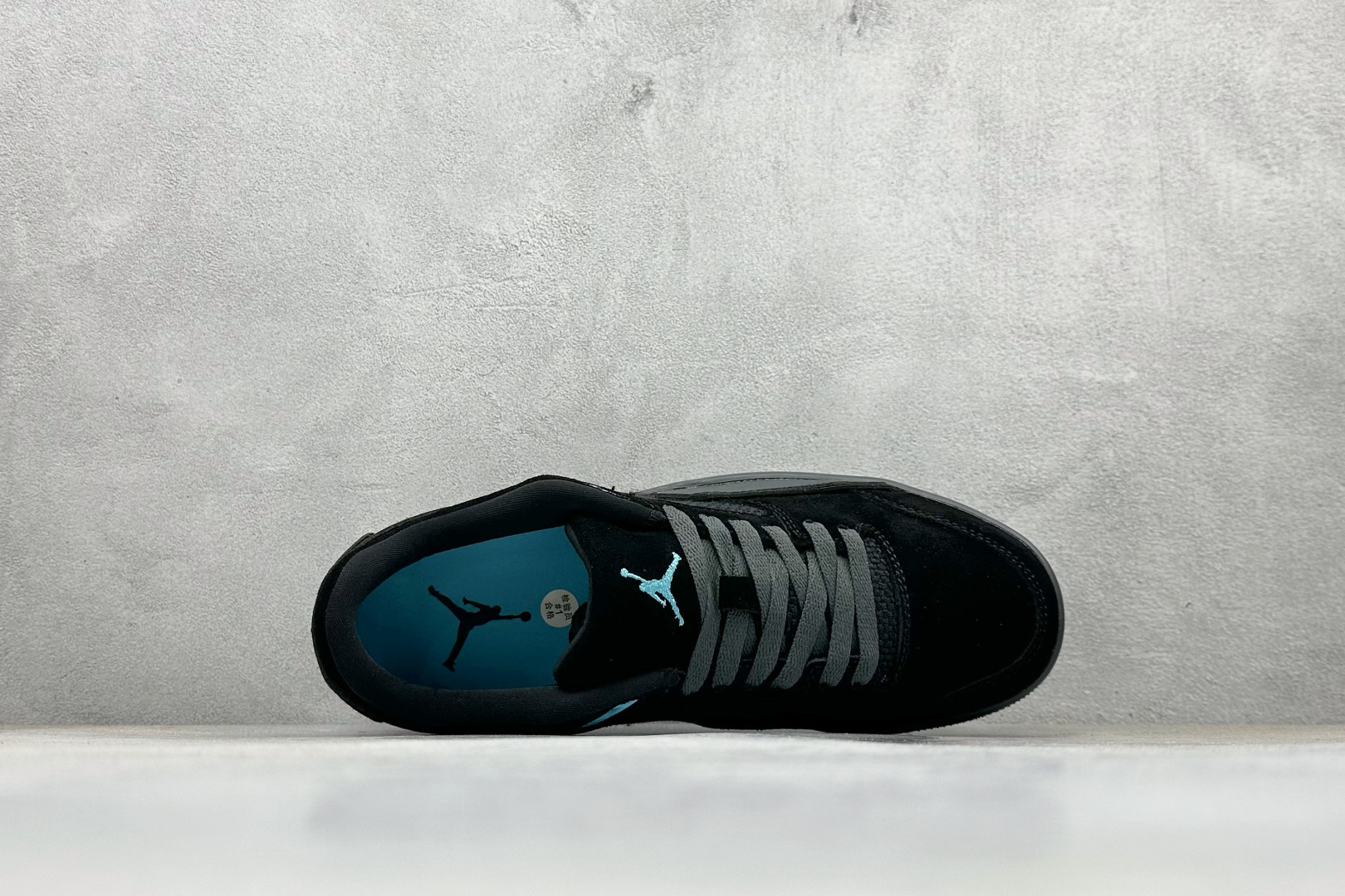 180 Jordan FLIGHT COURT SP 低帮板鞋 HF3255-040