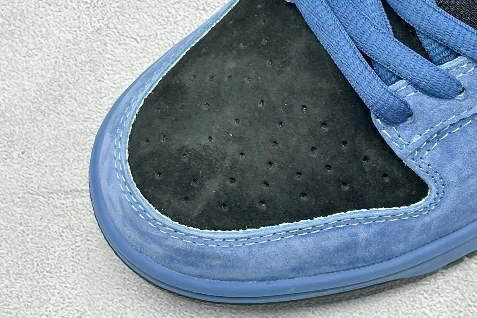 200 Supreme x 94Nike Dunk SB Dunk Low 黑篮低帮休闲滑板鞋 HQ8487-400