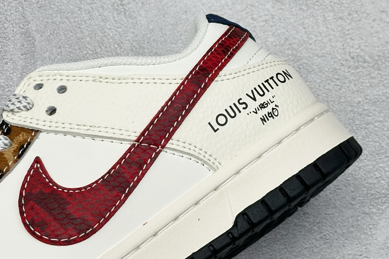 280 XC版Nike SB Dunk Low LV联名 暗红勾 周年高端定制 低帮休闲板鞋 XS6089-627