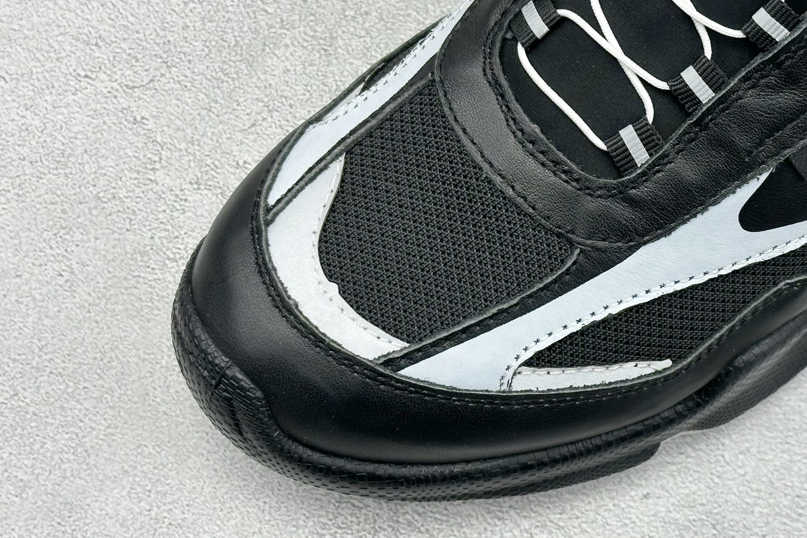 280 Ecco/爱步 健步BIOMC踪迹3代 官网新品 皮面户外防水休闲运动男鞋 803384