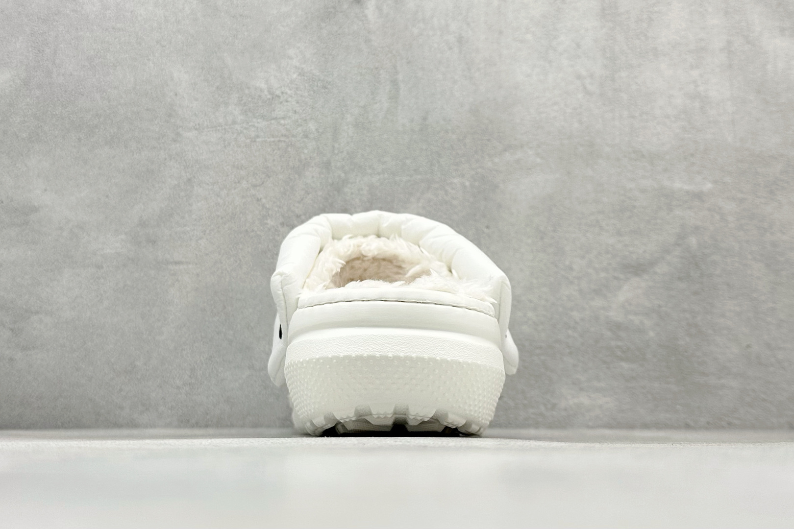 120 Crocs卡骆驰 明星加绒 透气洞洞运动凉鞋 透明防水袋包装