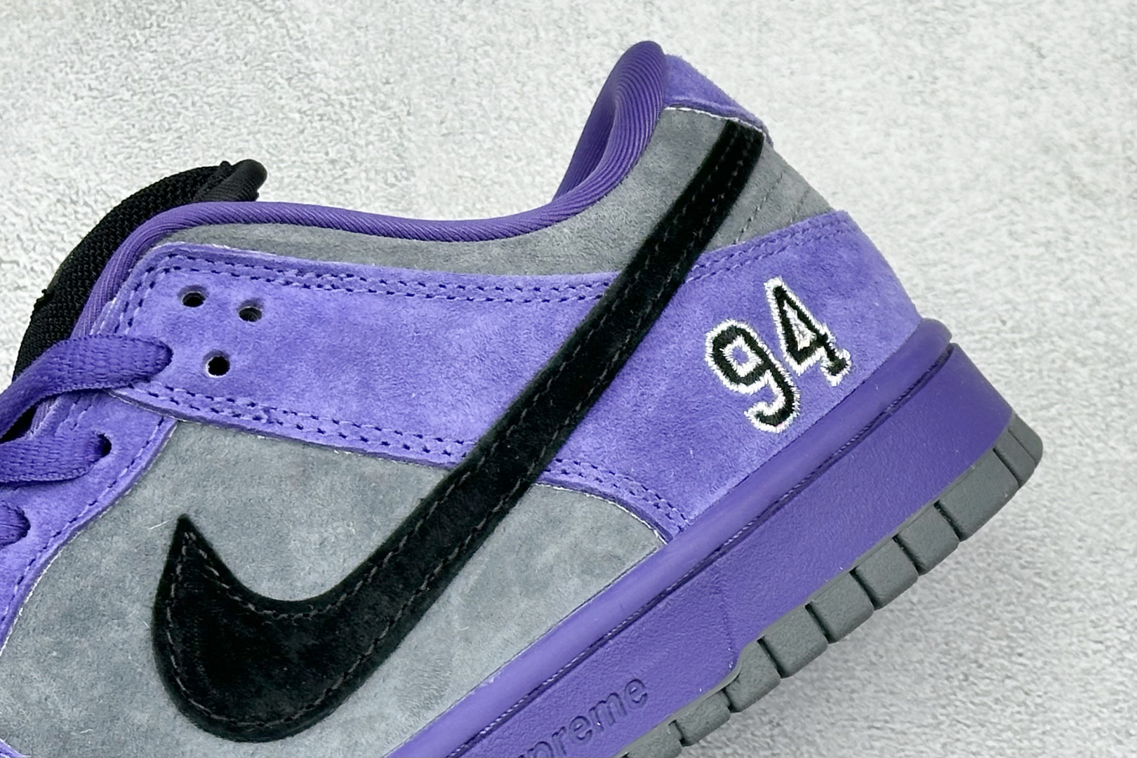 200 Supreme x 94Nike Dunk SB Dunk Low 低帮休闲滑板鞋 HQ8487-500-Chinese UA Cheap High Quatity Brand Clothes Bags handbags Sneakers wholesale wholesaler seller from China Factory suppliers Fashion Clothing Shoes best Quality Beautiful Price 200 Supreme x 94Nike Dunk SB Dunk Low 低帮休闲滑板鞋 HQ8487-500