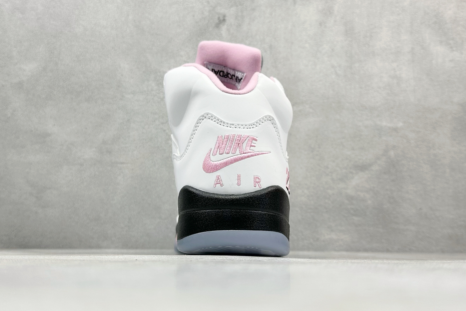 280 KW版Air Jordan 5 Retro ”35th Anniversary” AJ5 乔5少女粉 HQ7978-102-Chinese UA Cheap High Quatity Brand Clothes Bags handbags Sneakers wholesale wholesaler seller from China Factory suppliers Fashion Clothing Shoes best Quality Beautiful Price 280 KW版Air Jordan 5 Retro ”35th Anniversary” AJ5 乔5少女粉 HQ7978-102