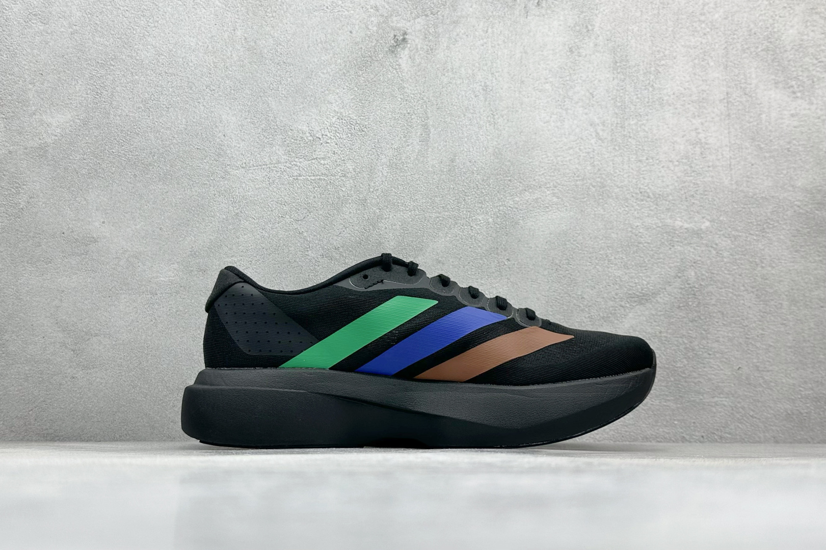 260 P Adidas Adizero Evo SL 阿迪超轻透气缓震跑鞋 KI3392