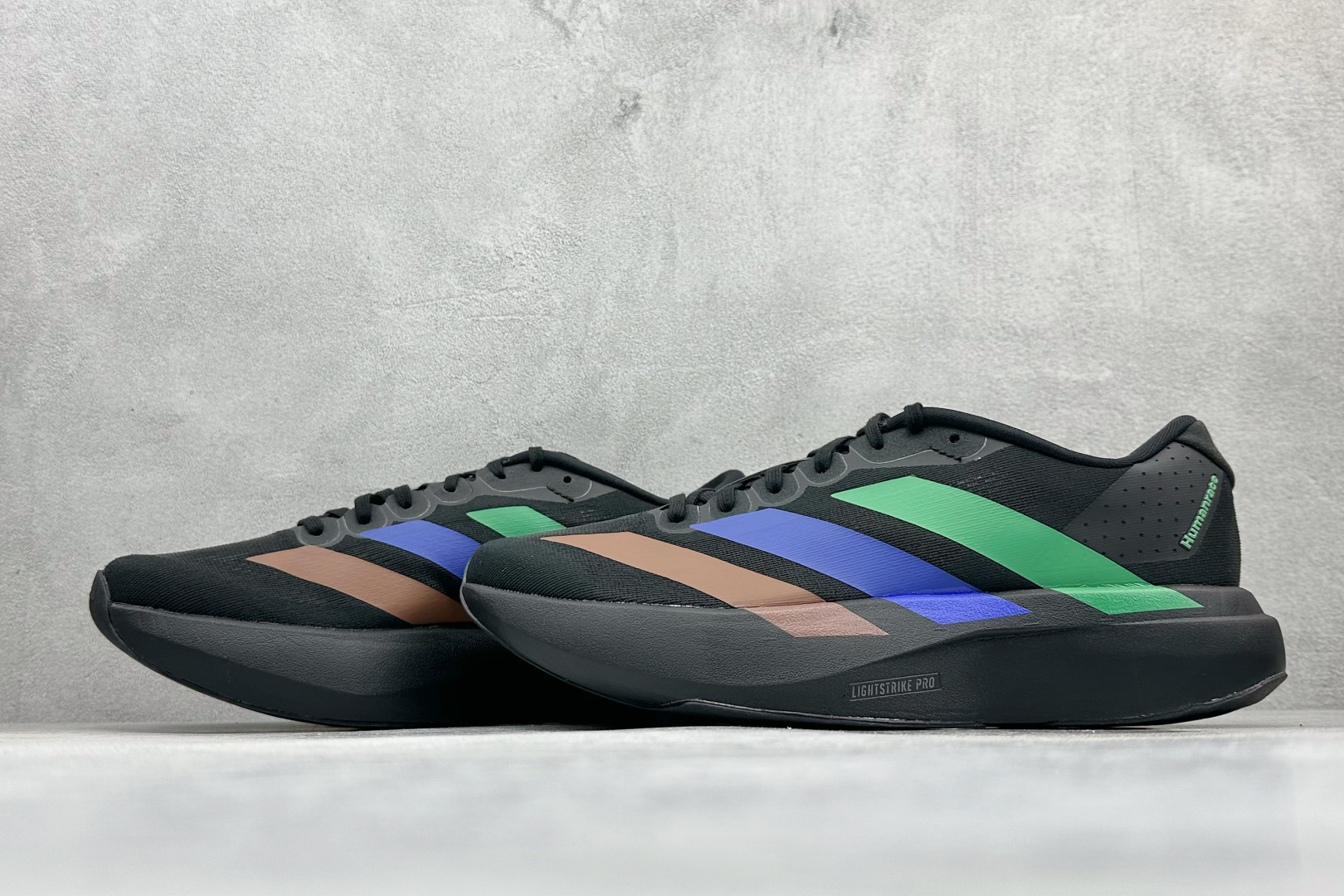 260 P Adidas Adizero Evo SL 阿迪超轻透气缓震跑鞋 KI3392