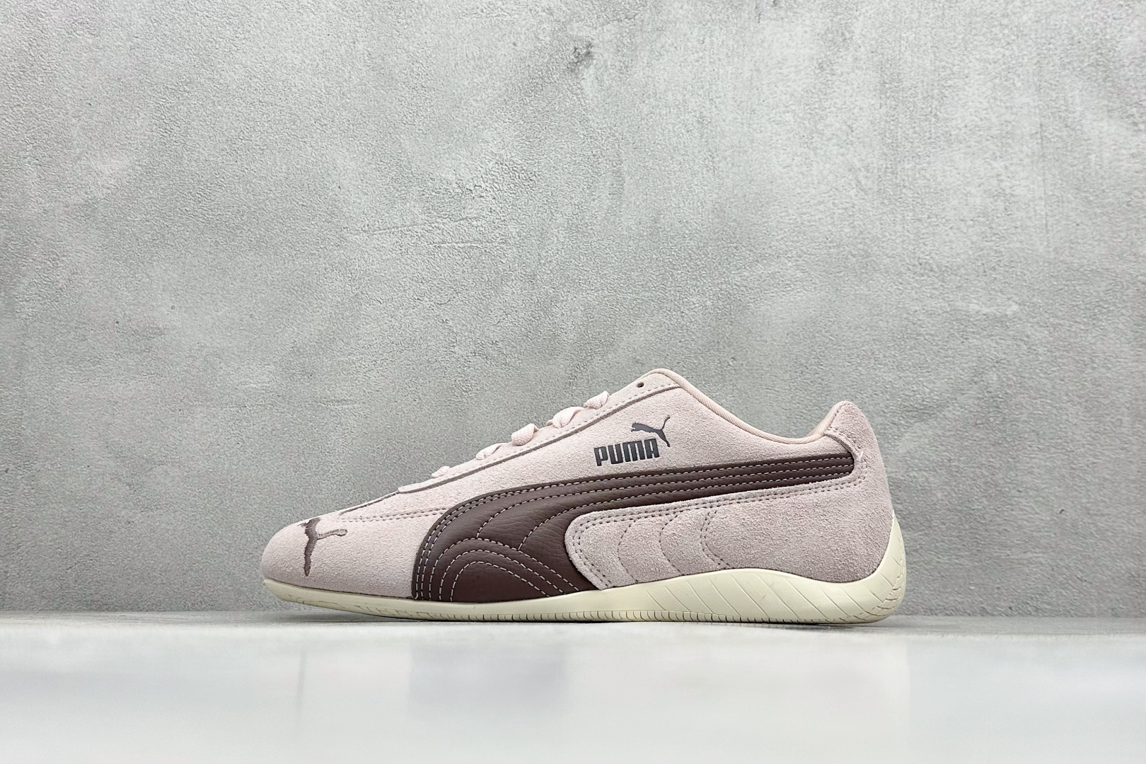 CS版Puma Speedcet OG 彪马低帮复古运动休闲赛车跑鞋 以趣味十足又前卫复古的设计引领潮流