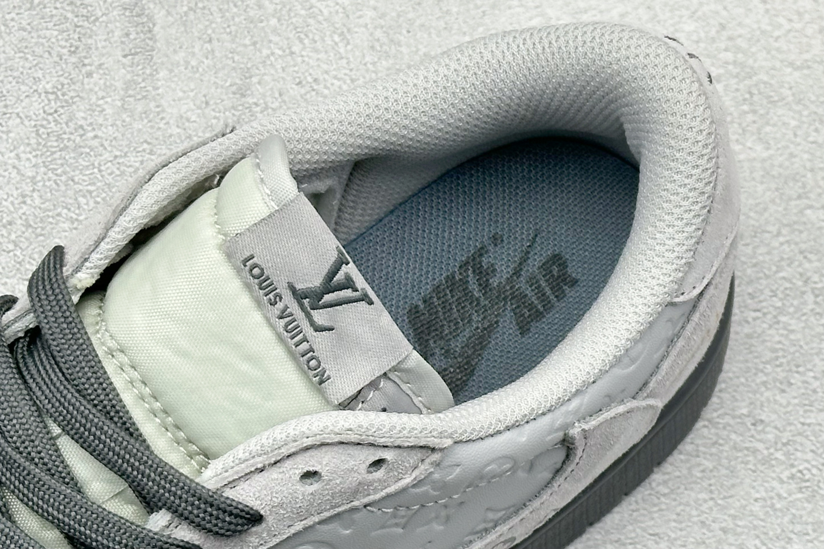 280 XC版Travis Scott x Fragment Design x Air Jordan 1 Low SP AJ1 乔1联名 灰猪八压花 低帮文化休闲板鞋 DZ5899-040