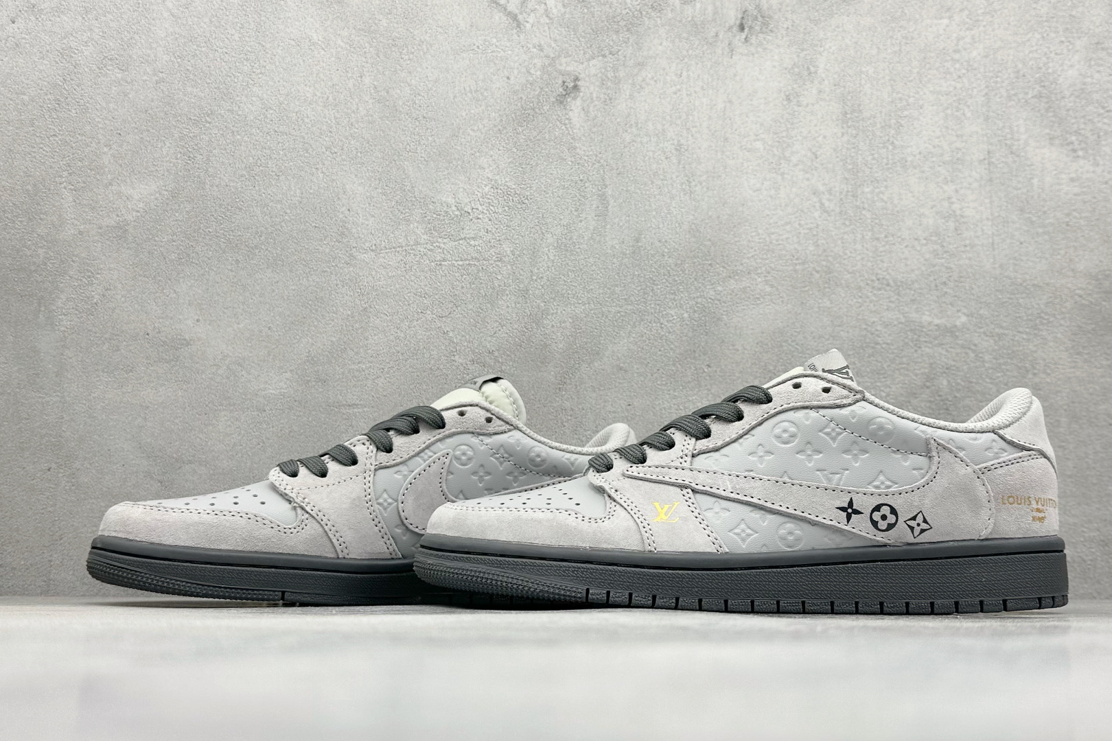 280 XC版Travis Scott x Fragment Design x Air Jordan 1 Low SP AJ1 乔1联名 灰猪八压花 低帮文化休闲板鞋 DZ5899-040