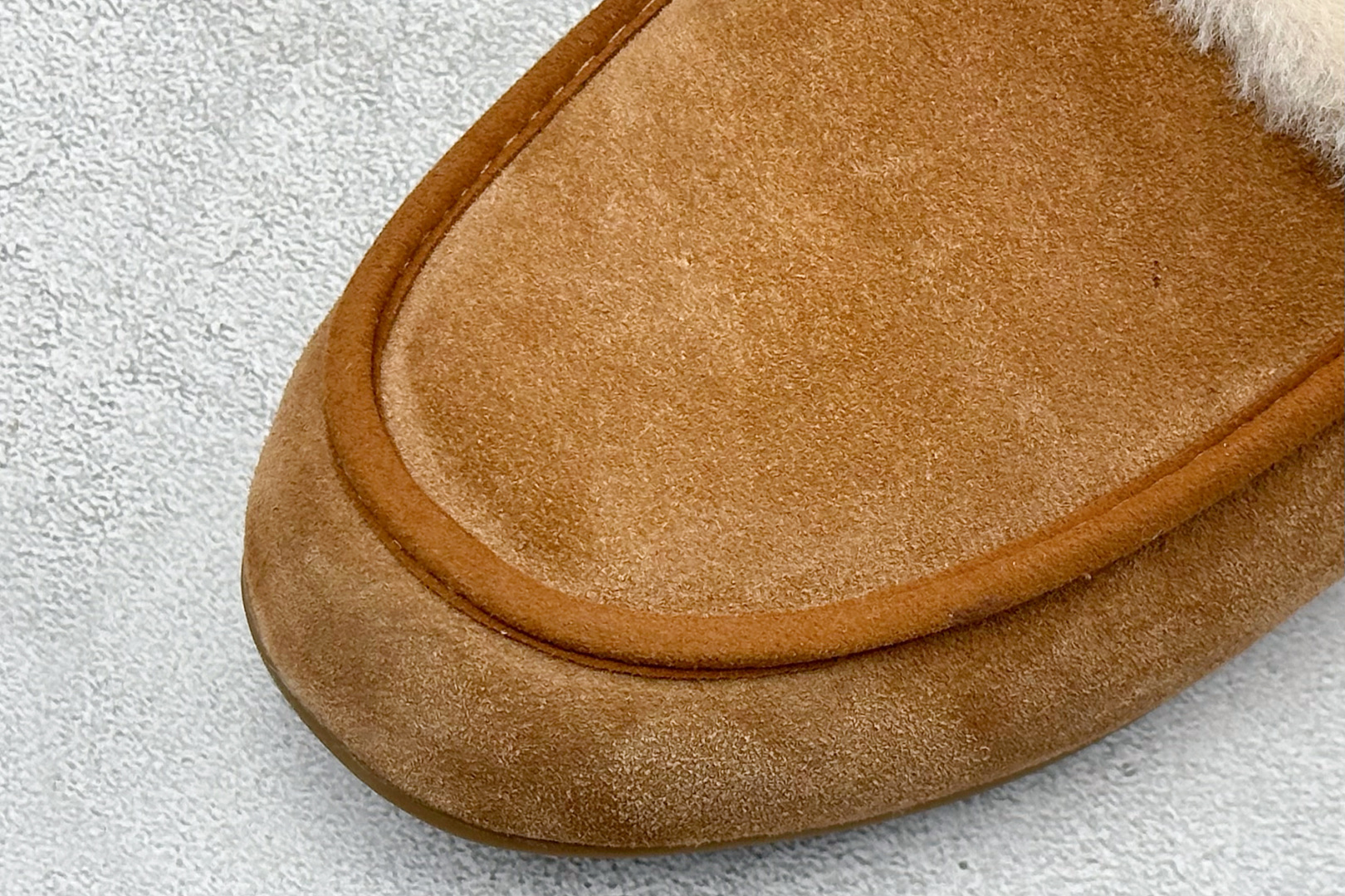 260 UGG 百搭单品 东莞纯原UGG 秋冬羊皮毛一脚蹬懒人鞋 1171391