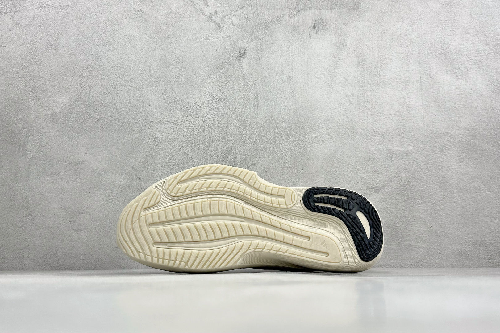 180 Adidas Adizero Adios Pro 4 阿迪达斯 耐磨减震专业跑步鞋 JR7175