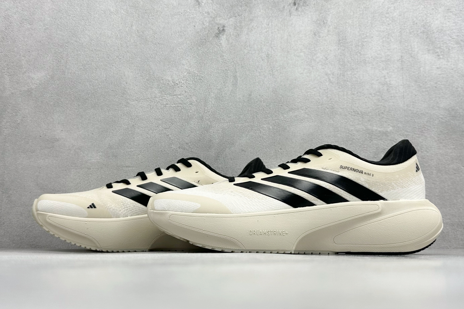 180 Adidas Adizero Adios Pro 4 阿迪达斯 耐磨减震专业跑步鞋 JR7175