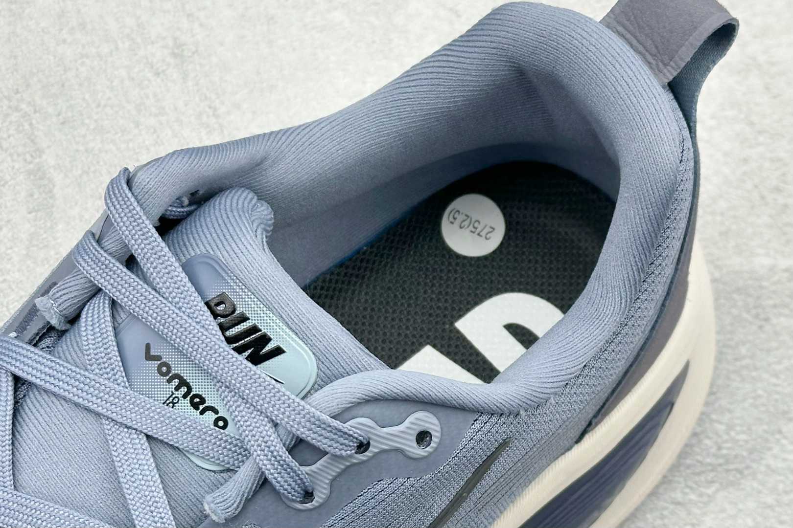 💰 RS版 NK Zoom VOMERO 18 网面透气轻量跑鞋外贸专供订单 原厂折返国内销售 国外专柜