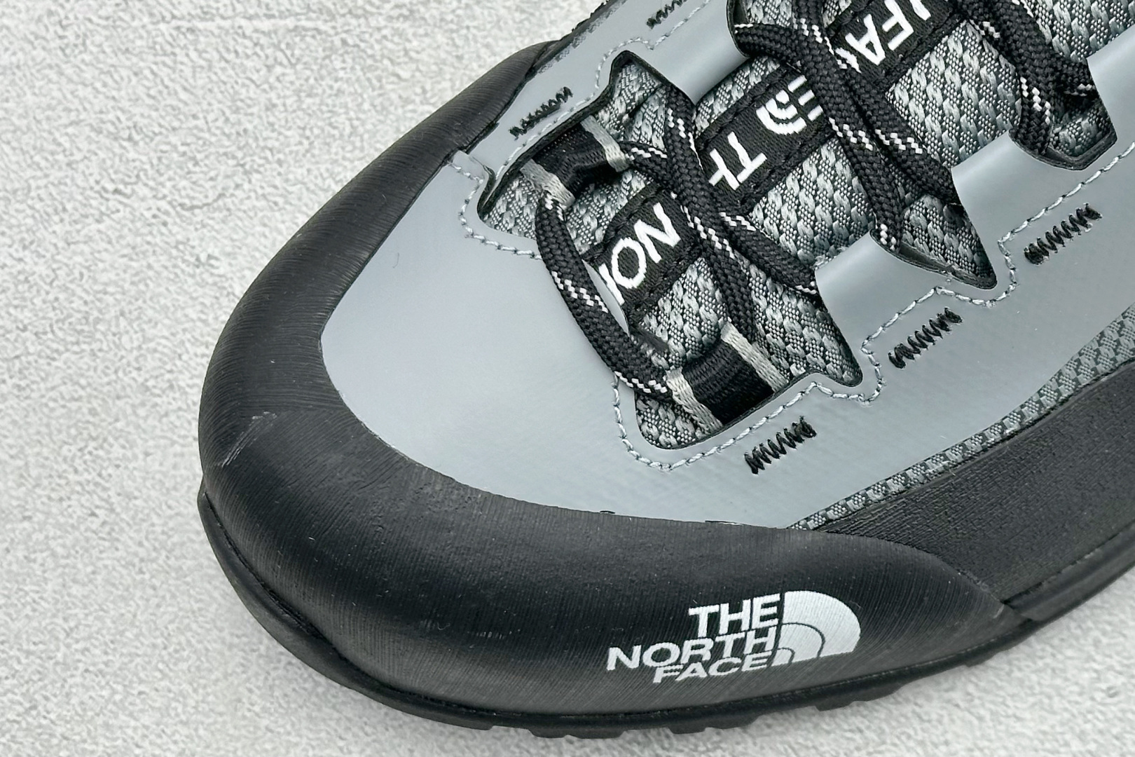 260 北面M VERTO ALPINE MID GORE-TEX低帮户外防水机能鞋 NFOA83NBMN8-384