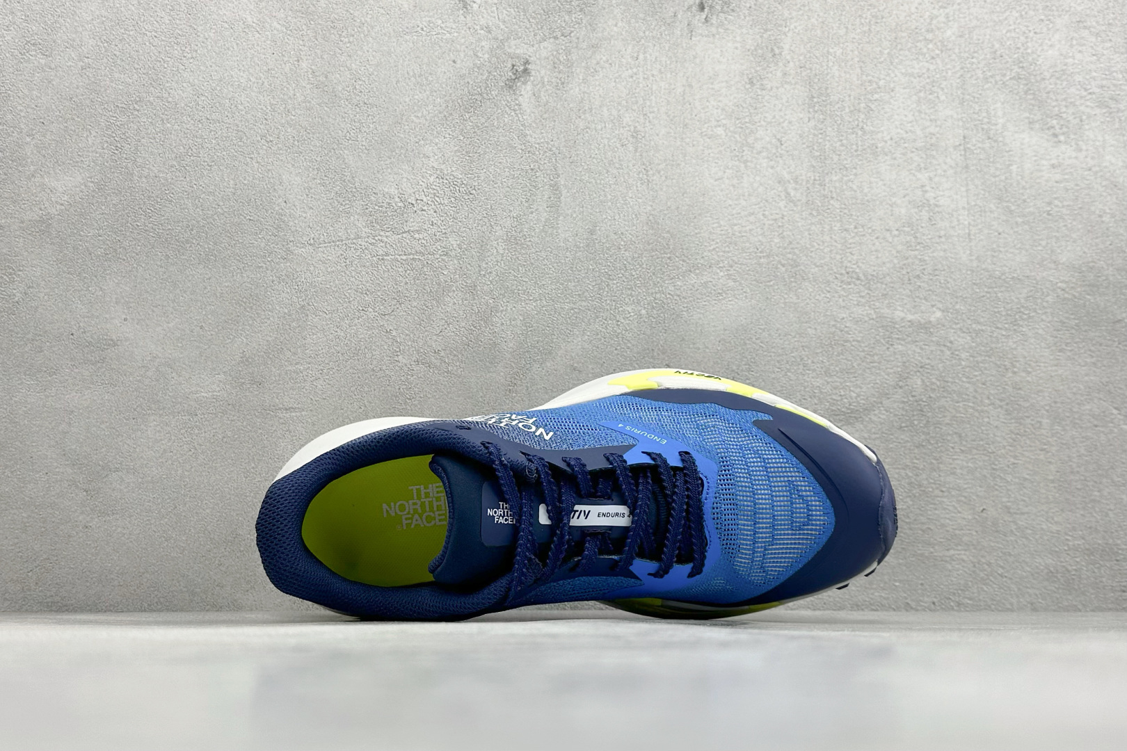 180 北面 M VECTIV ENDURIS 4 圆头系带减震耐磨低帮徒步鞋 NS97R03C