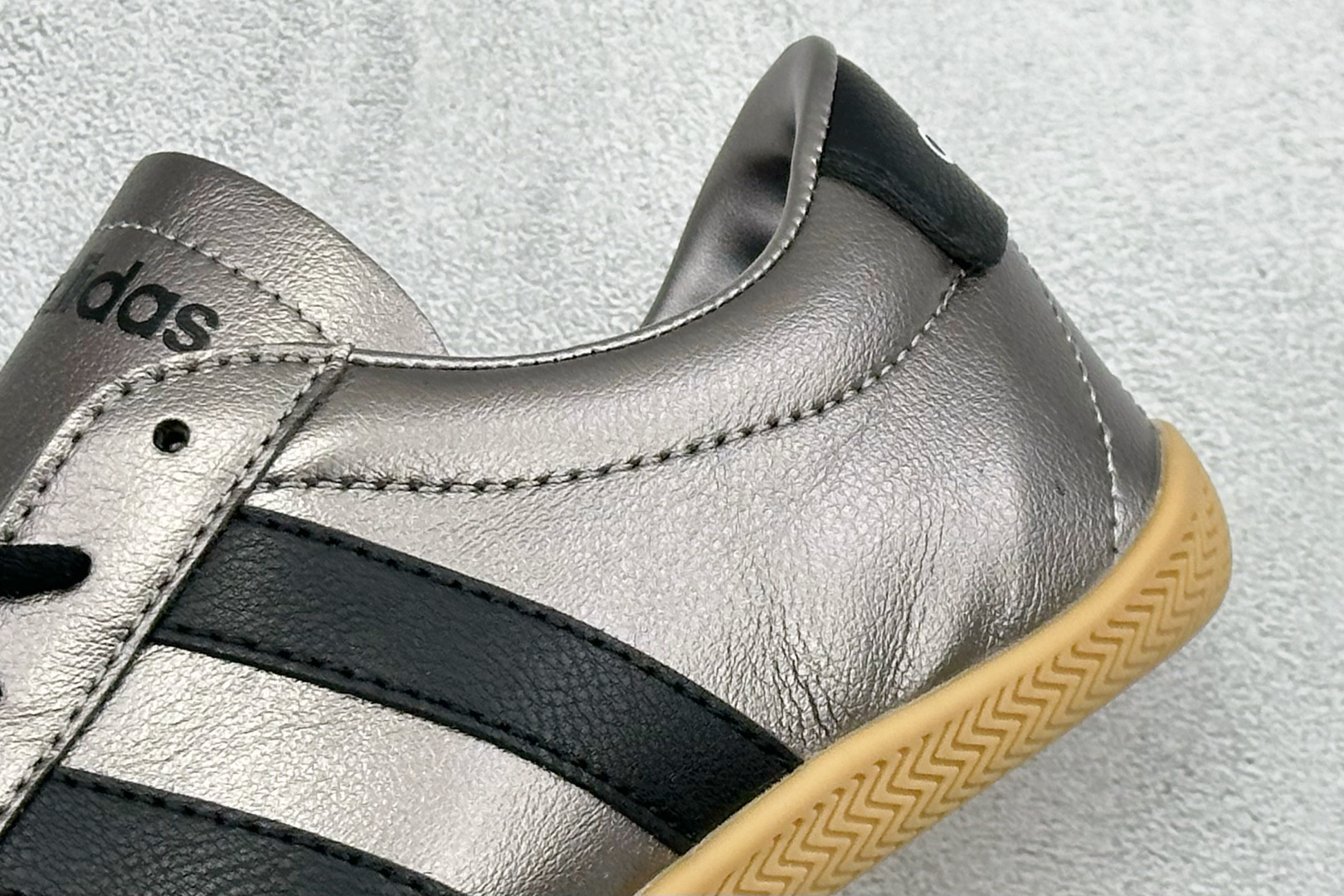 150 Adidas Grand Court 阿迪舒适百搭时尚简约低帮网球鞋 JQ9681