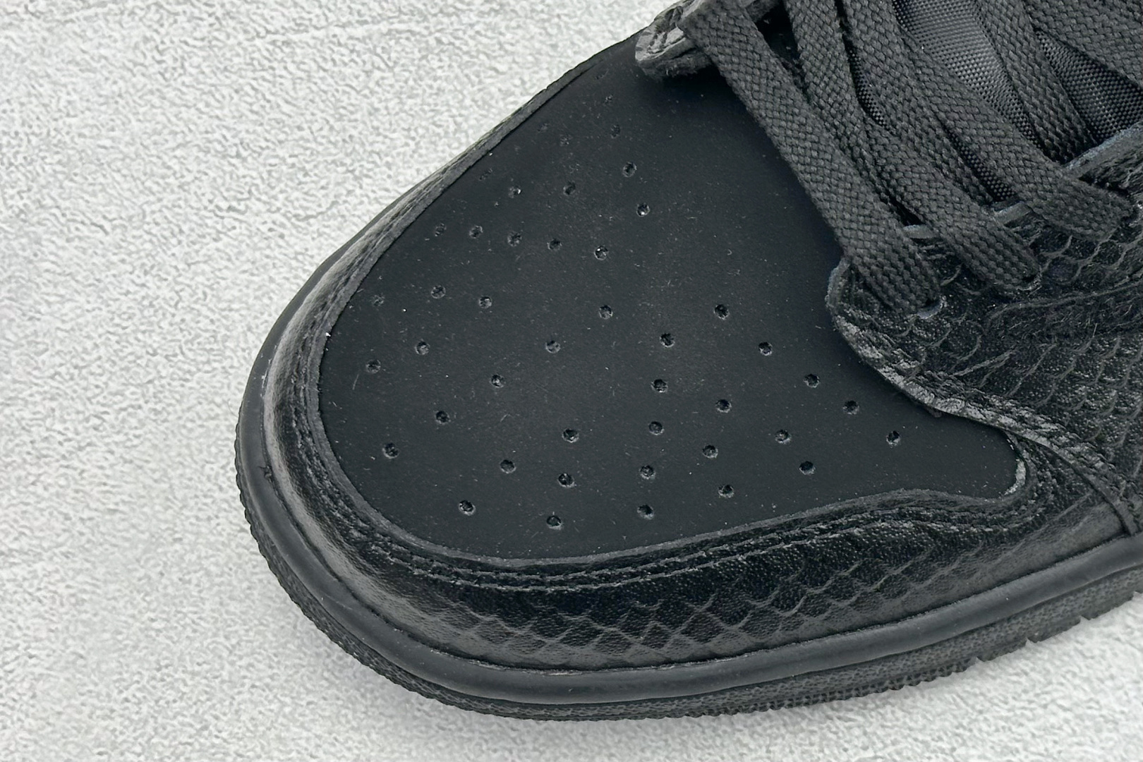 280 Travis Scott x Jordan 1 Low “科比限定” 高端定制 乔丹倒勾低帮休闲板鞋 LD2028-039