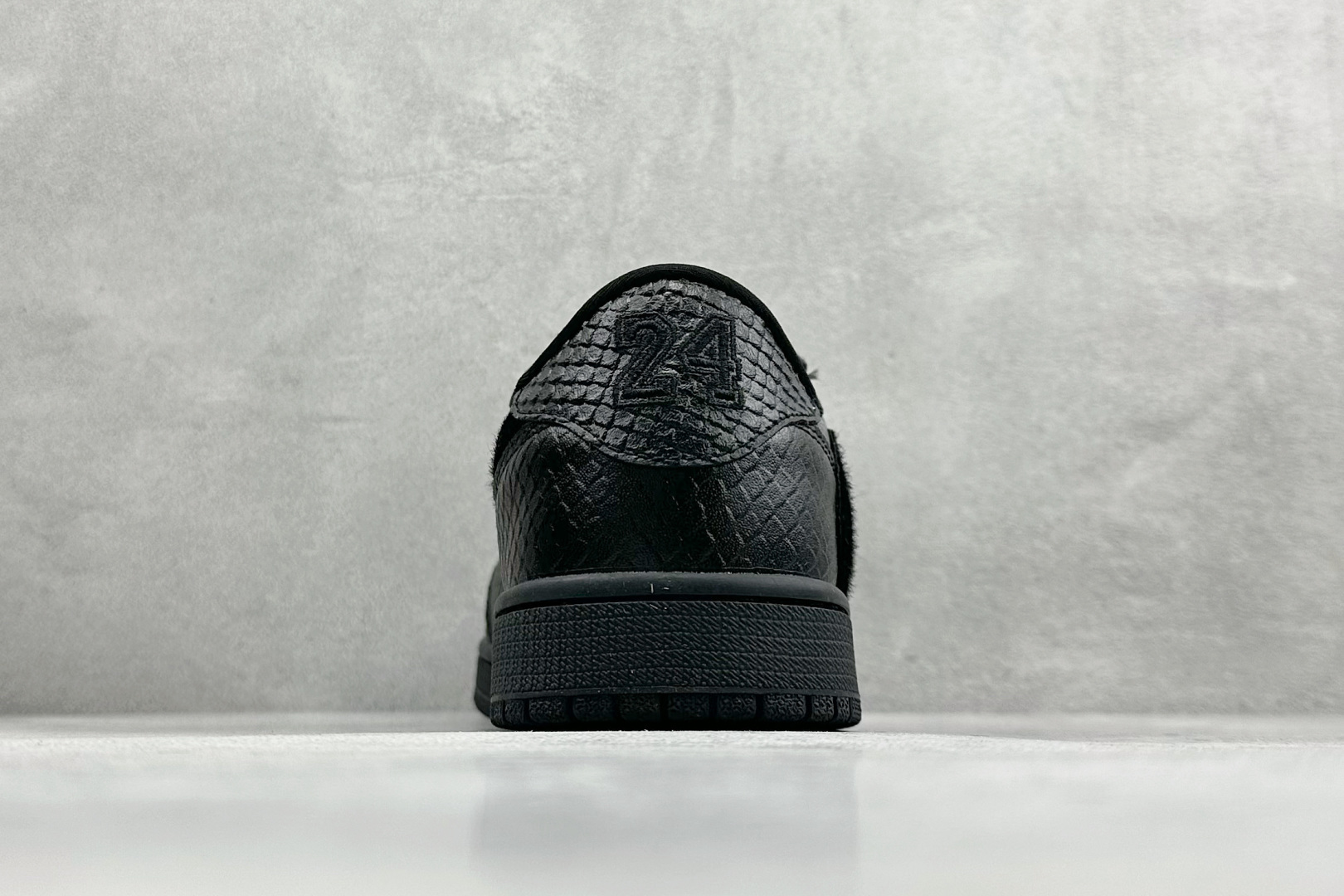 280 Travis Scott x Jordan 1 Low “科比限定” 高端定制 乔丹倒勾低帮休闲板鞋 LD2028-039