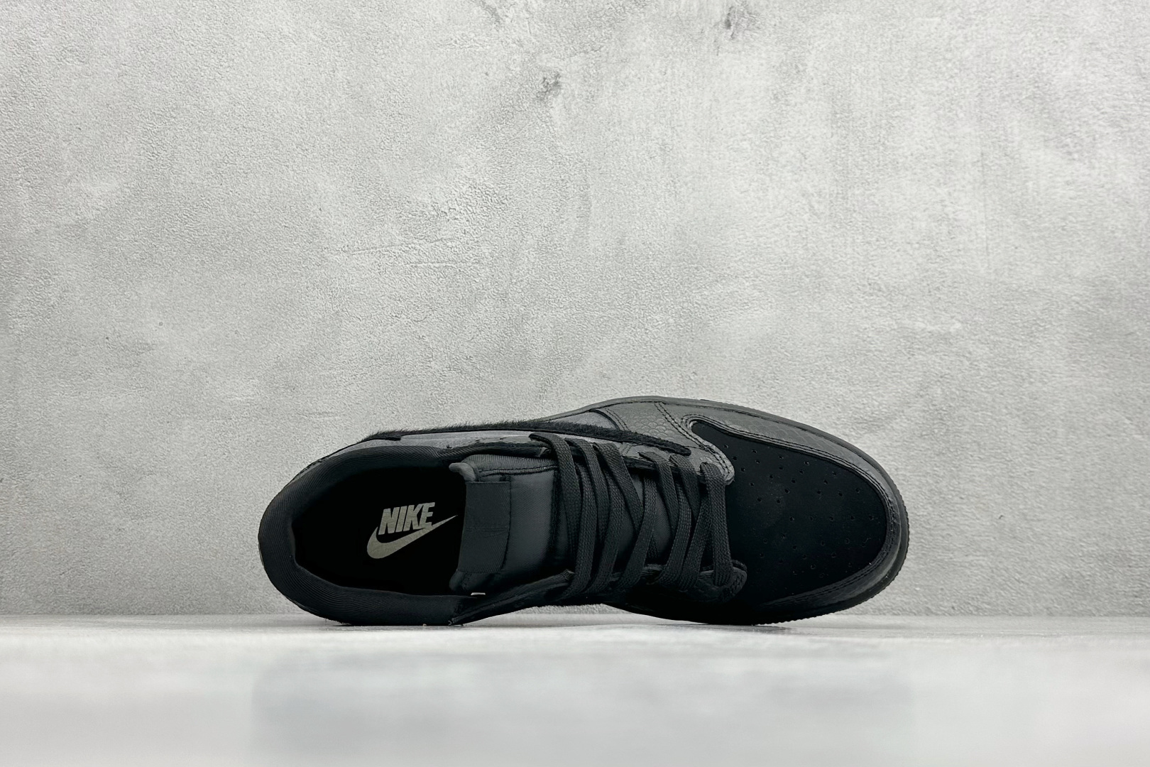 280 Travis Scott x Jordan 1 Low “科比限定” 高端定制 乔丹倒勾低帮休闲板鞋 LD2028-039