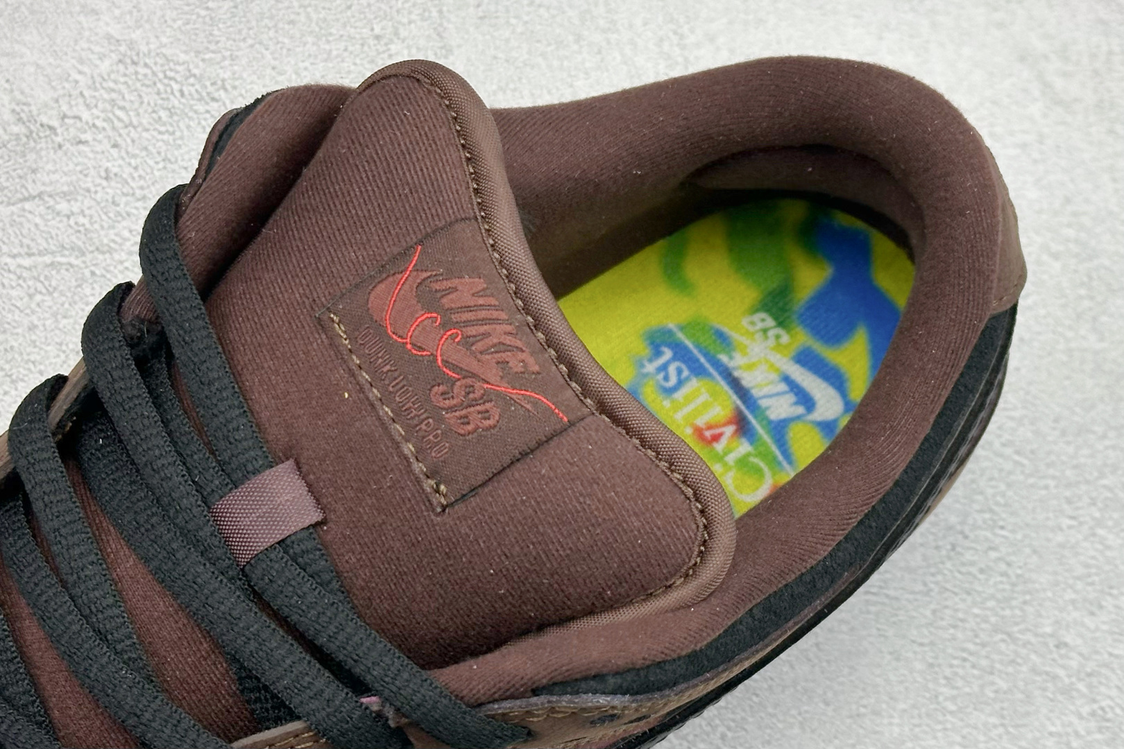 200 NIKE SB Dunk Low ”Valentine's Day” 酒红翻毛情人节 休闲板鞋 FN0619-600-Chinese UA Cheap High Quatity Brand Clothes Bags handbags Sneakers wholesale wholesaler seller from China Factory suppliers Fashion Clothing Shoes best Quality Beautiful Price 200 NIKE SB Dunk Low ”Valentine's Day” 酒红翻毛情人节 休闲板鞋 FN0619-600