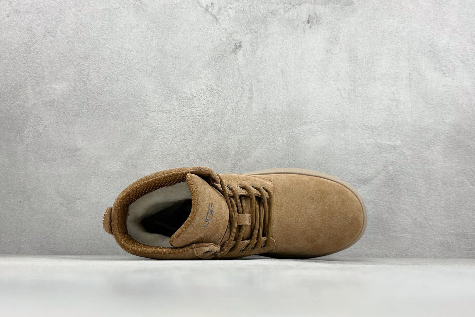300 UGG Classic UItra 高帮伯利恰克鞋 一体雪地靴 M/1153750-CHE
