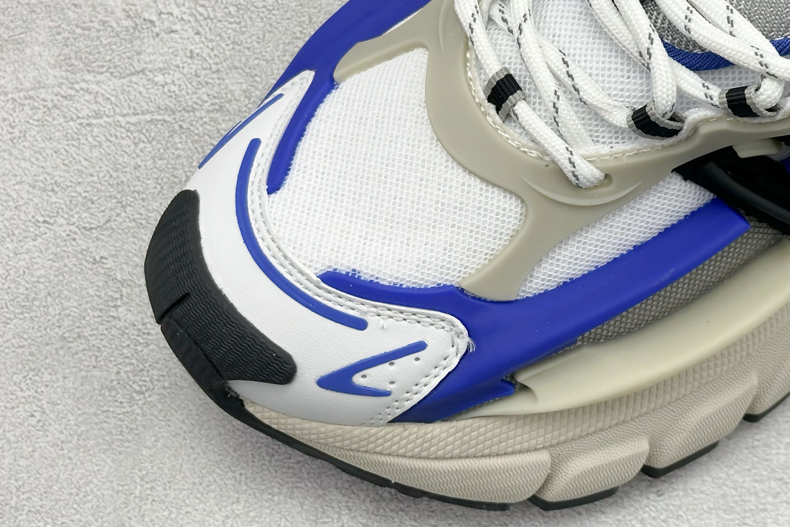 Pharrell x AD Adistar Jellyfish 联名款低帮复古风老爹鞋 JP9271