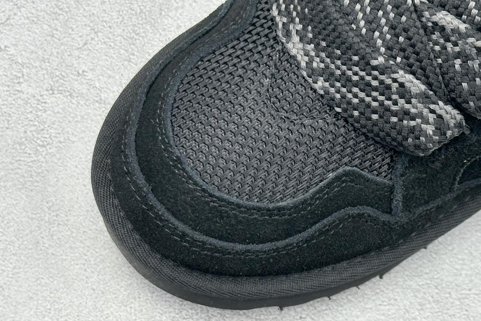 300 UGG W KALLEN LACE 梅尔系列 1144032-BLK