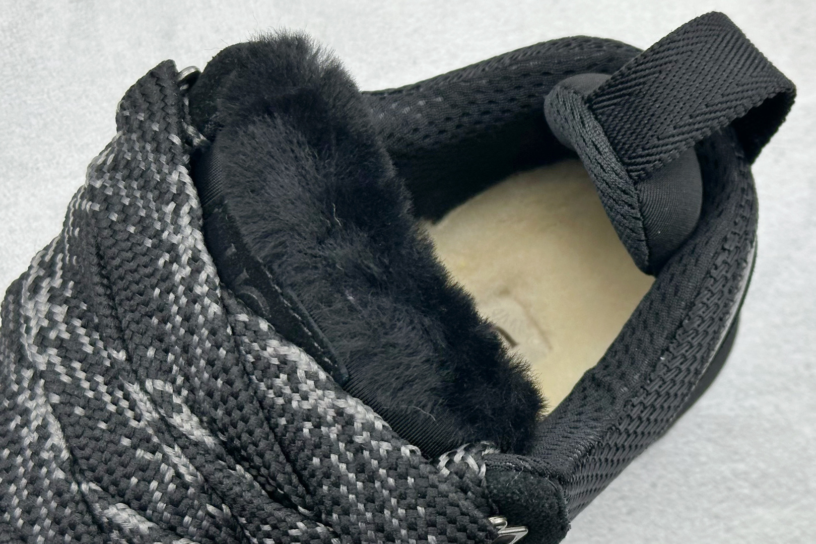 300 UGG W KALLEN LACE 梅尔系列 1144032-BLK