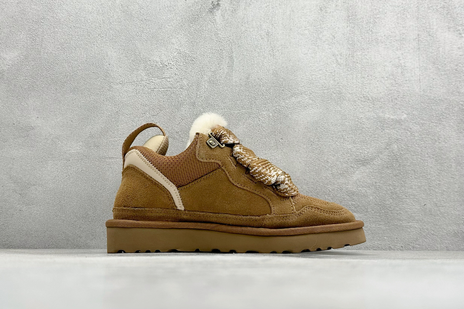 300 UGG W KALLEN LACE 梅尔系列 1144032-CHE