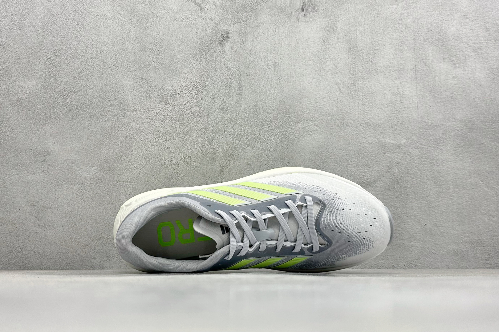 Adidas Adizero Adios Pro 4 阿迪达斯 耐磨减震专业跑步鞋 JR7472