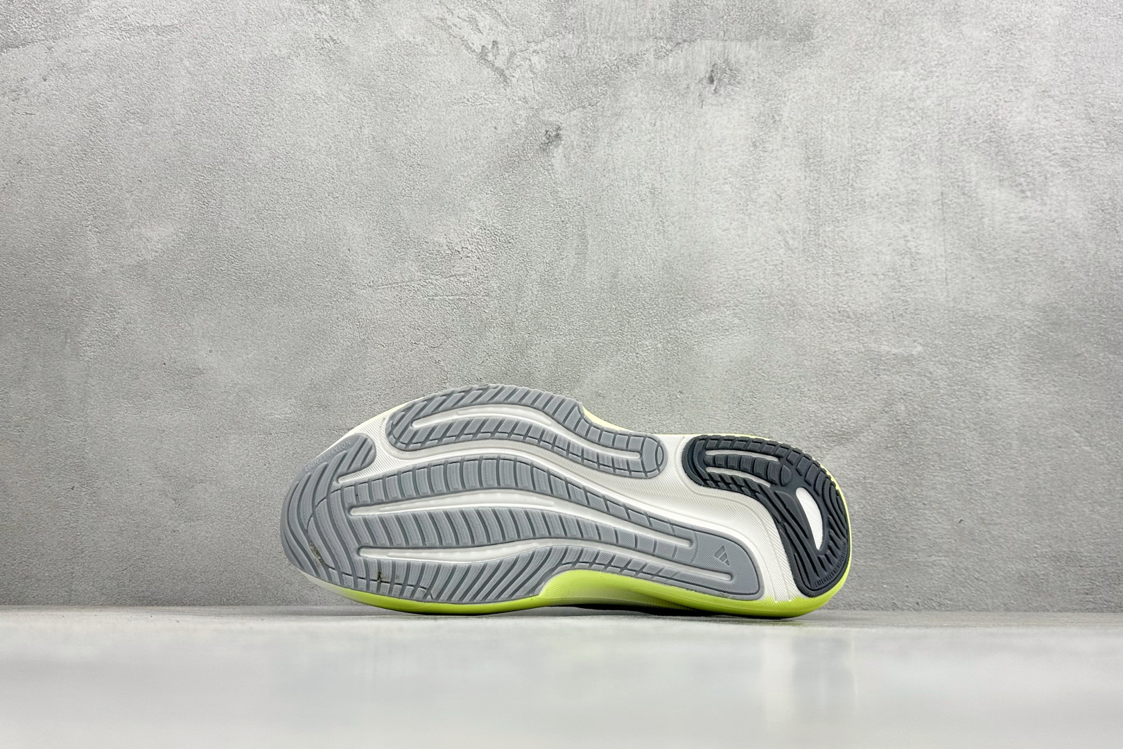 Adidas Adizero Adios Pro 4 阿迪达斯 耐磨减震专业跑步鞋 JR7472