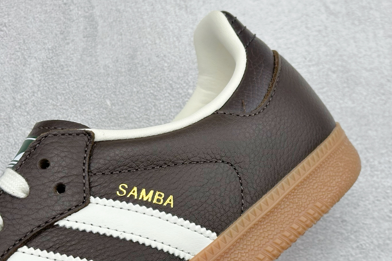 RS头层AD Samba 桑巴低帮休闲板鞋 JR0891